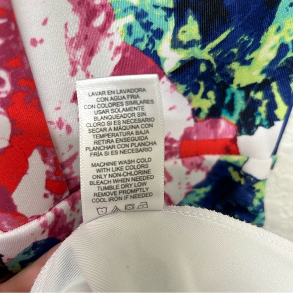 Milly Rosabella Combo Watercolor Scuba Fit and Flare Dress - size 6 Stretch - Picture 6 of 12